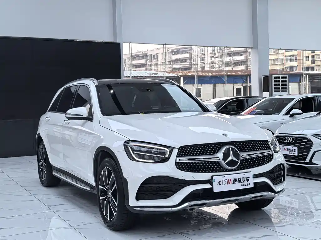MERCEDES-BENZ GLC