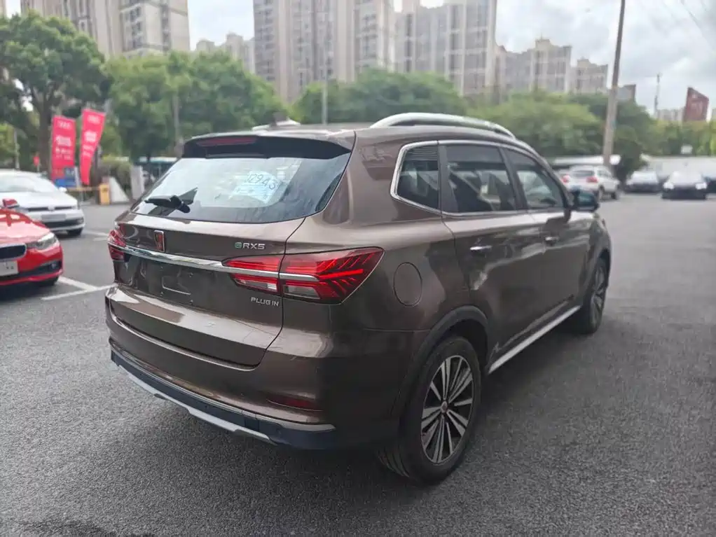 Roewe RX5 New Energy — миниатюра 6