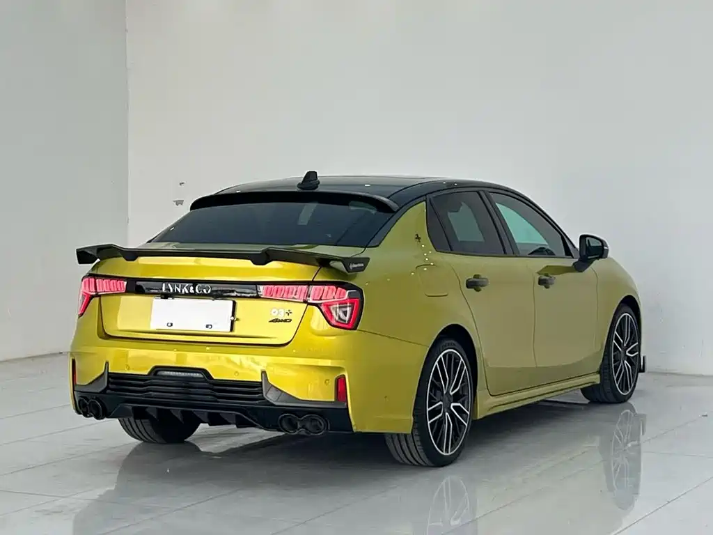 Lynk & Co 03 — миниатюра 8