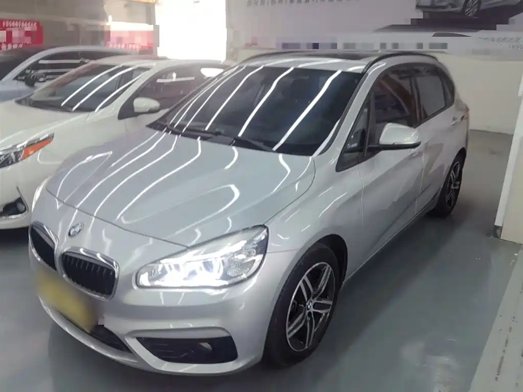 BMW 2 Series Active Tourer (Import) 2015