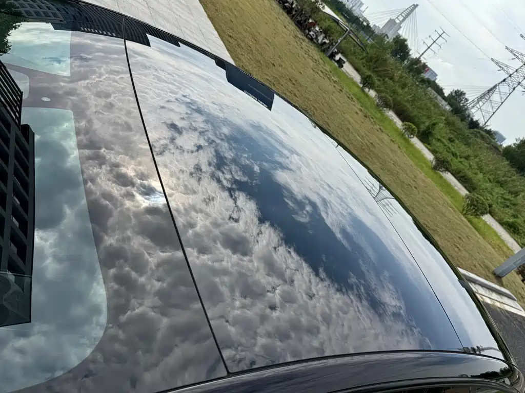 Tesla Model 3 — миниатюра 24