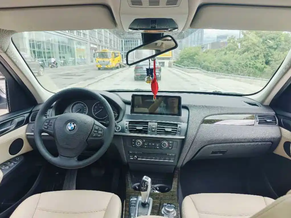 BMW X3 (Import) — миниатюра 8