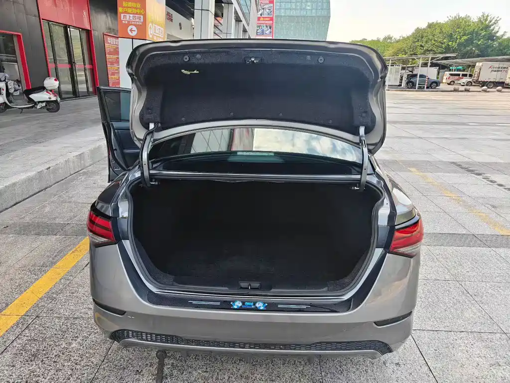 Nissan Sylphy — миниатюра 5