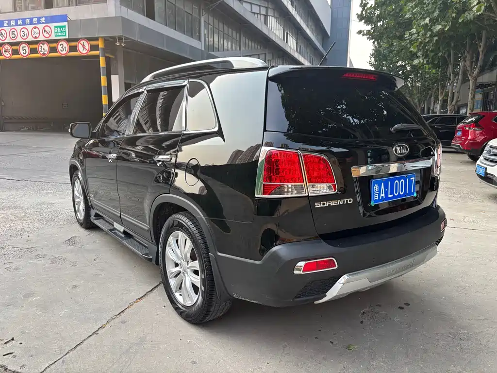 Kia Sorento — миниатюра 15
