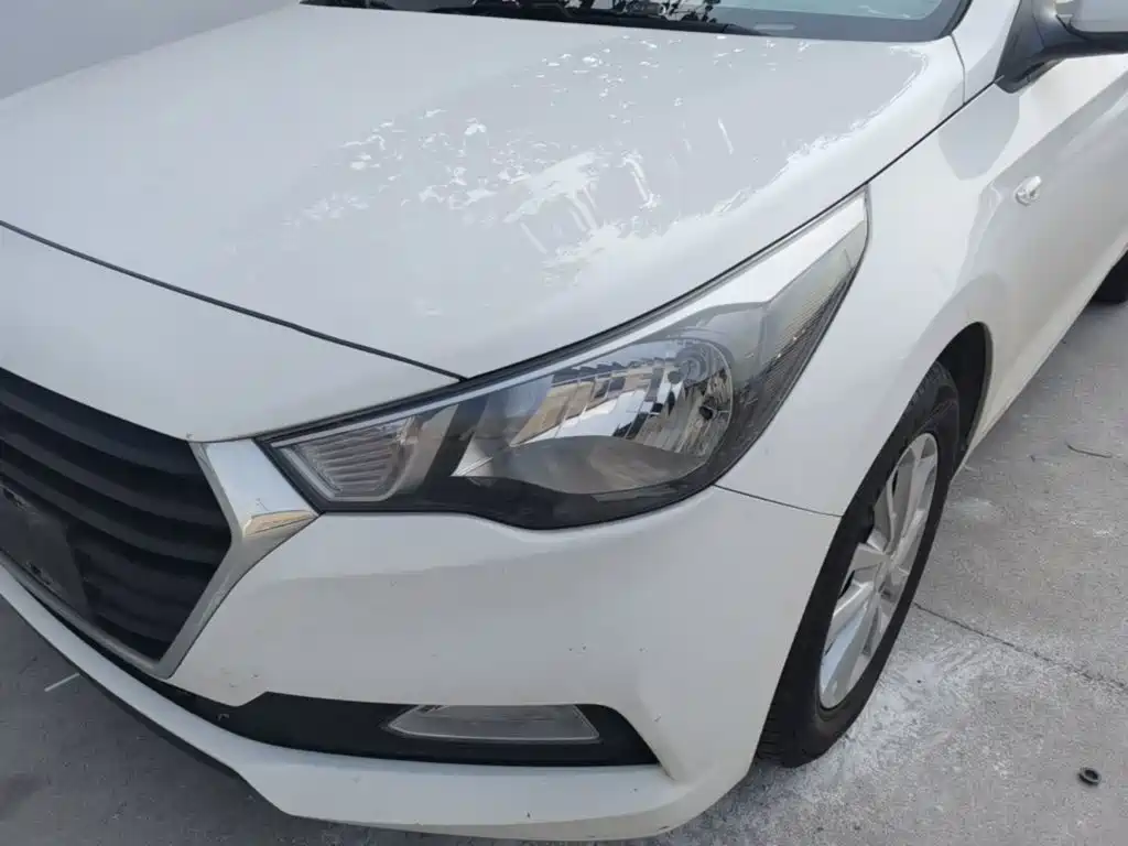 Hyundai Verna — миниатюра 24