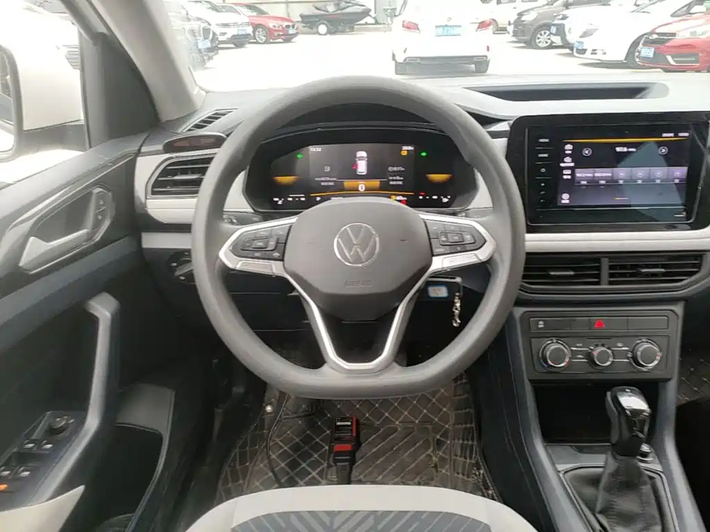 Volkswagen Tharu — миниатюра 11