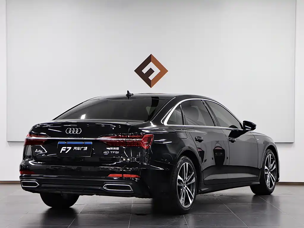 Audi A6L 2022 40 TFSI Luxury