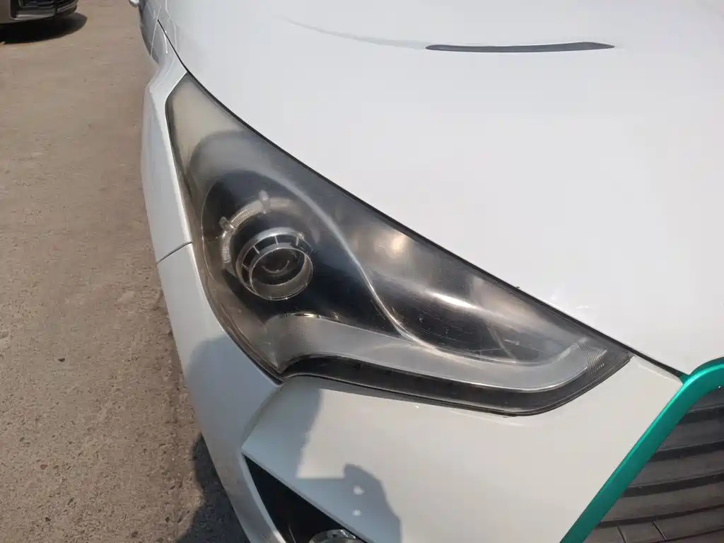Hyundai Veloster — миниатюра 7