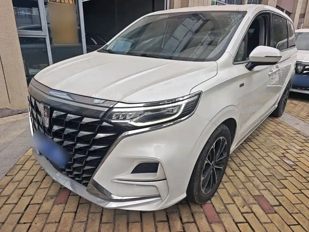 Roewe iMAX8