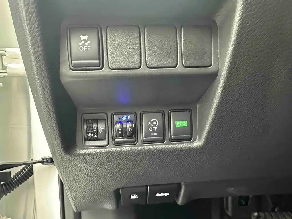 Nissan X-Trail — миниатюра 12
