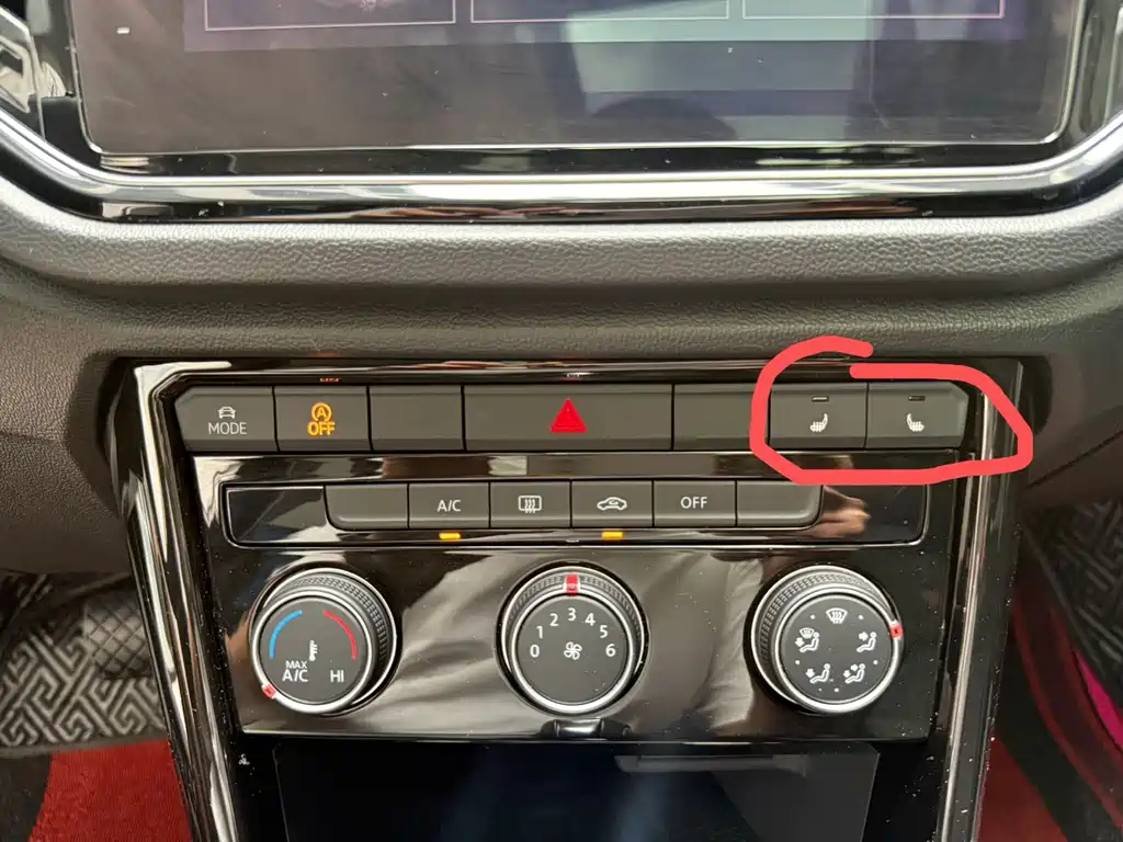 Volkswagen T-Roc — миниатюра 14