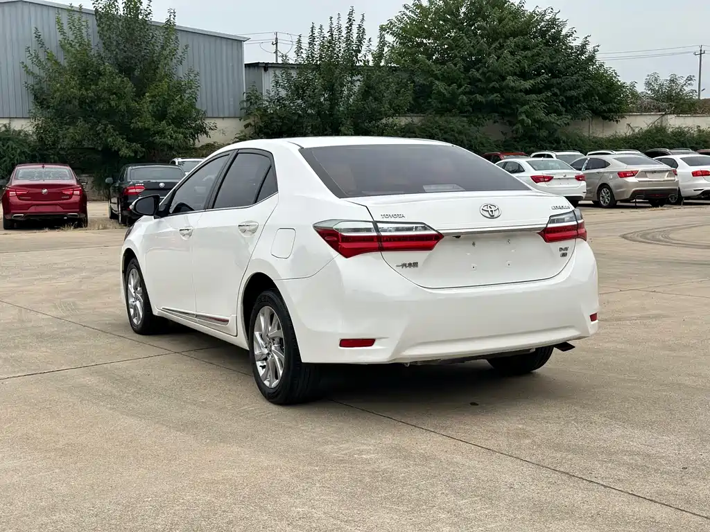 Toyota Corolla — миниатюра 11
