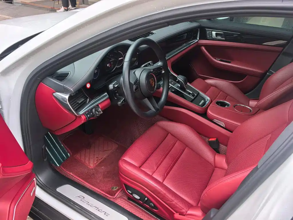Porsche Panamera — миниатюра 7