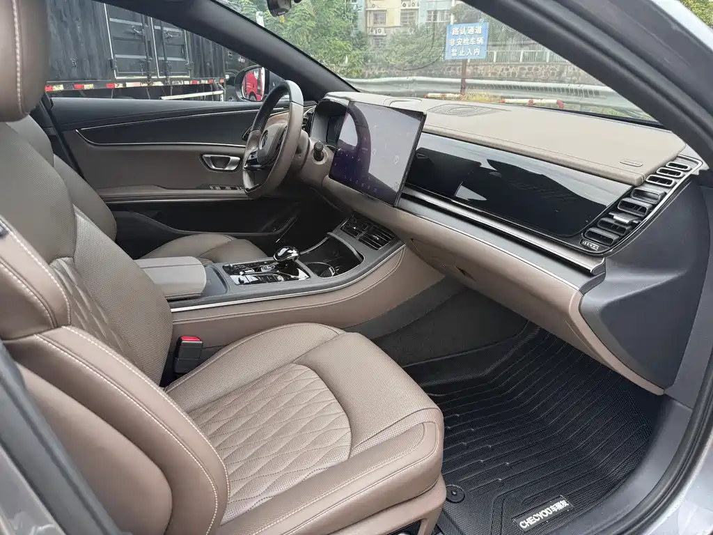 BYD Han — миниатюра 11