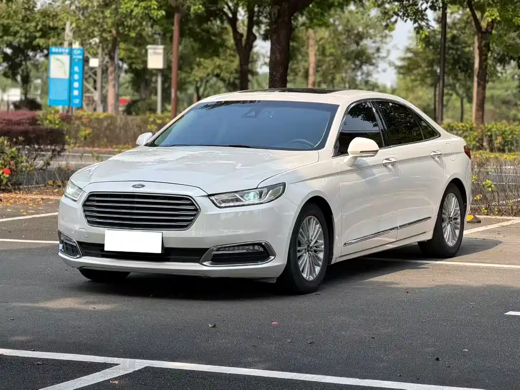 Ford Taurus