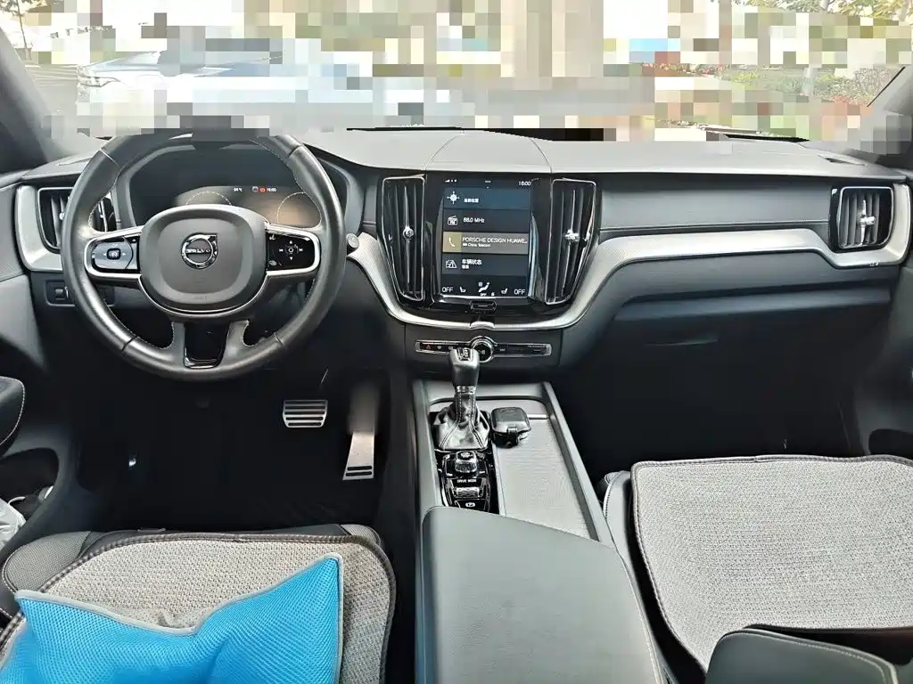 Volvo XC60 — миниатюра 13