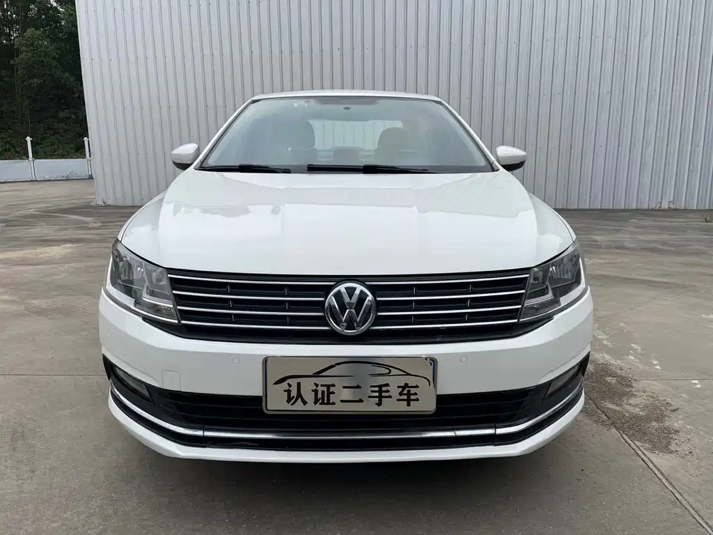 Volkswagen Lavida 2015 1.6L AT Comfort