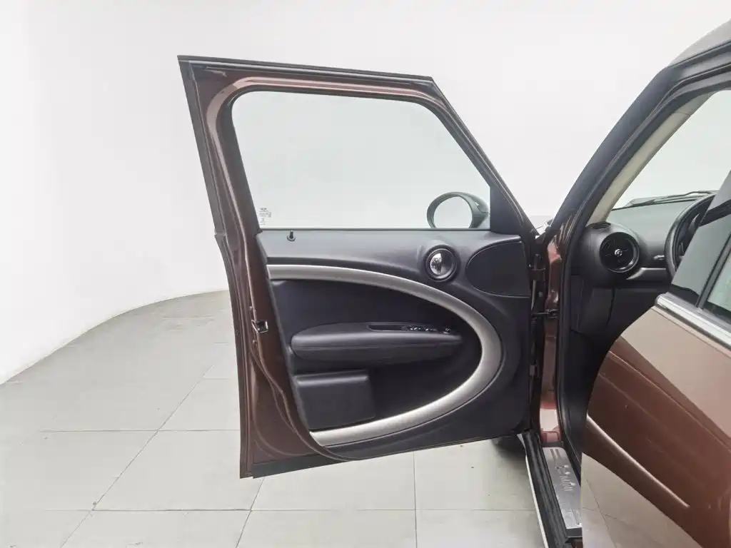 MINI Mini Countryman — миниатюра 8