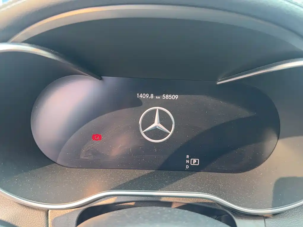 Mercedes-Benz C-Class — миниатюра 5