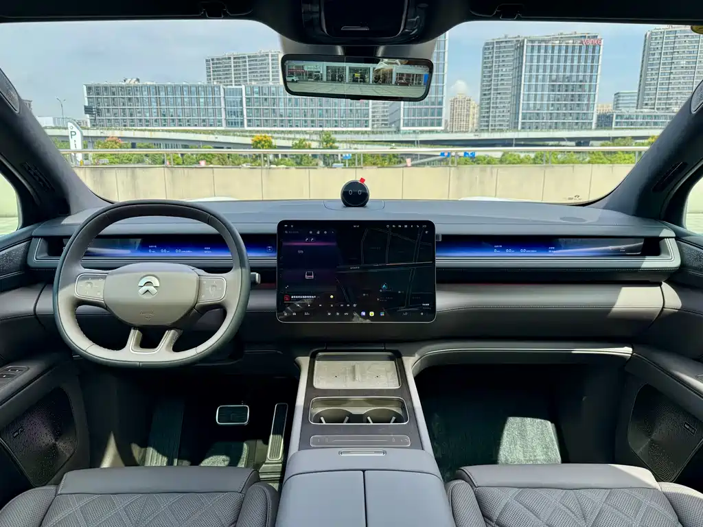 NIO ES8 — миниатюра 12