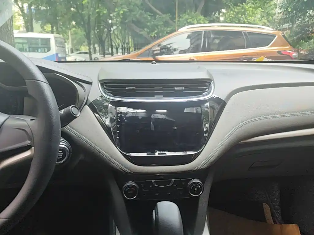 Chevrolet Malibu — миниатюра 13