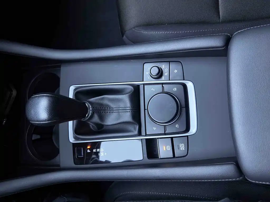 Mazda 3 Axela — миниатюра 14