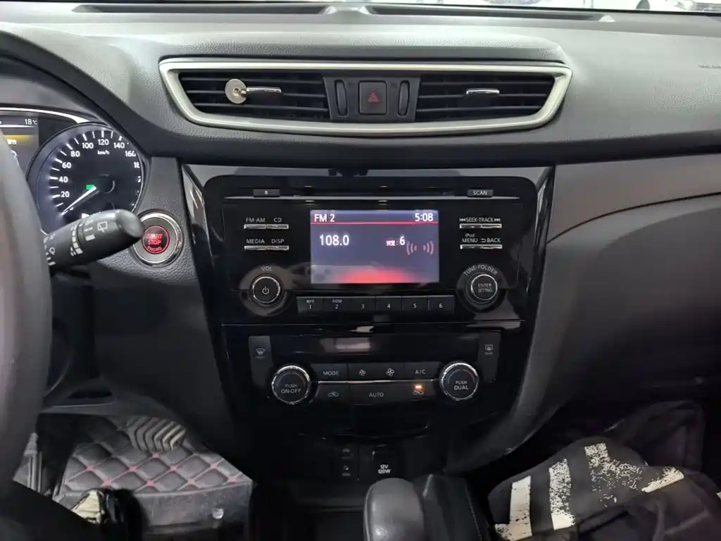 Nissan X-Trail — миниатюра 13