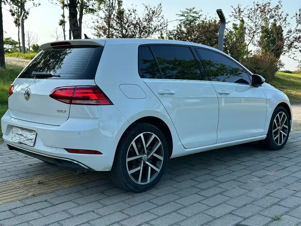 Volkswagen Golf — миниатюра 7