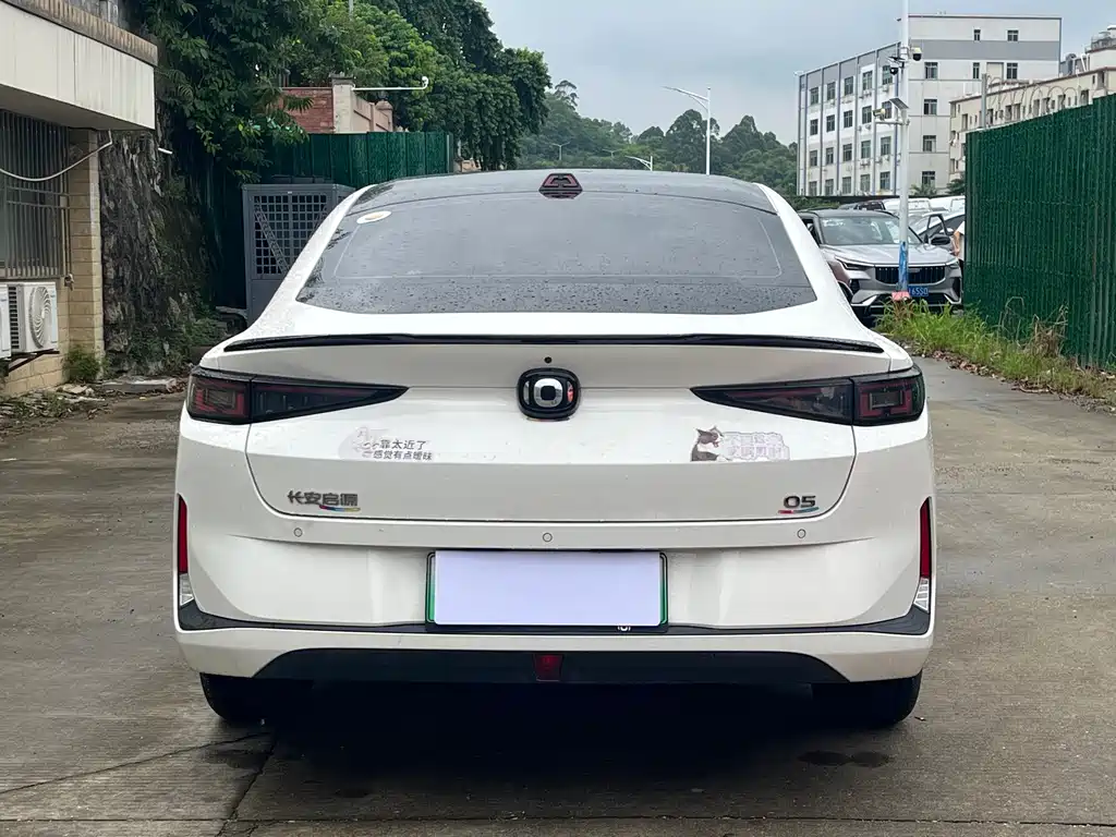 Qiyuan 长安启源A05经典 — миниатюра 16