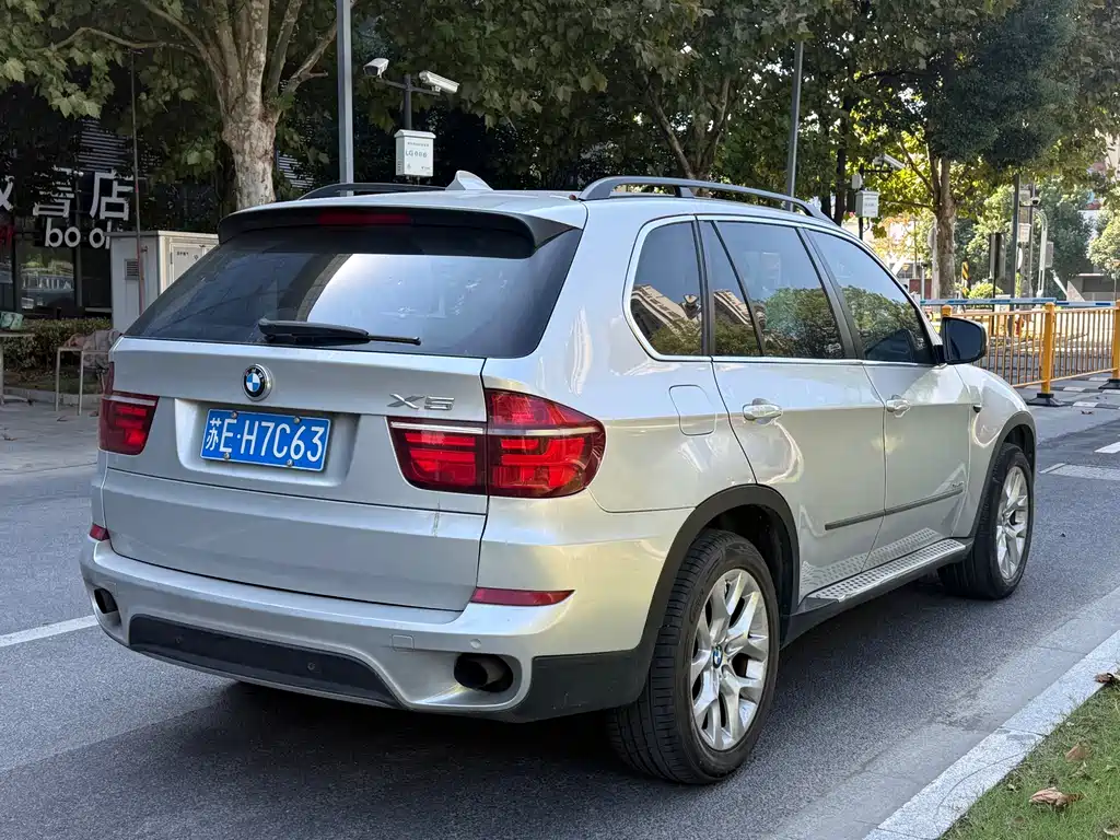 BMW X5 (Import) — миниатюра 4