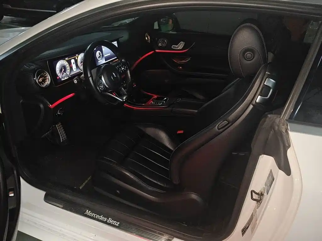 Mercedes-Benz E-Class (Import) — миниатюра 14
