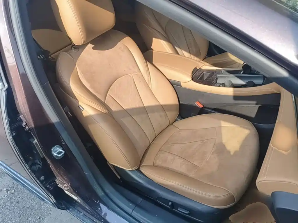 Buick LaCrosse — миниатюра 25