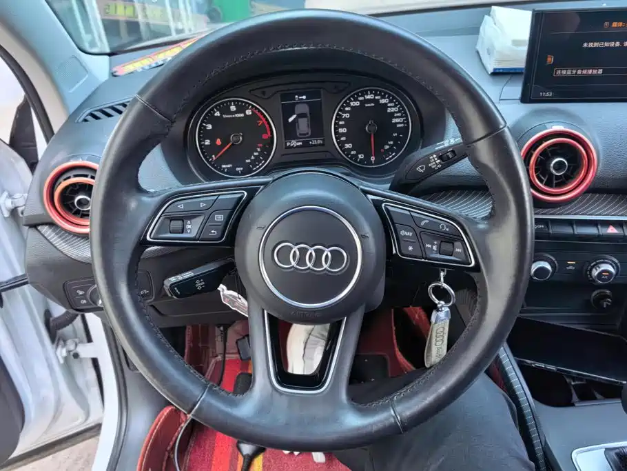Audi Q2L — миниатюра 15