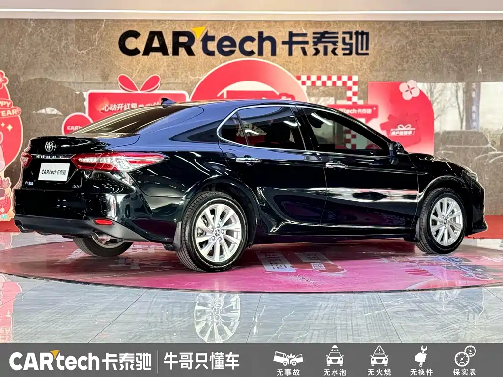 Toyota Camry — миниатюра 24