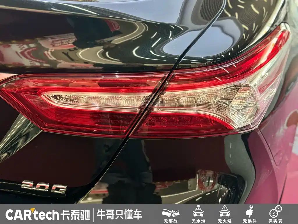 Toyota Camry — миниатюра 7