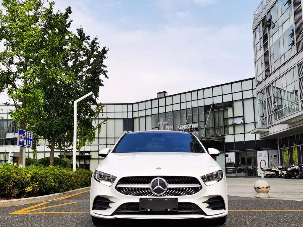 Mercedes-Benz A-Class — миниатюра 2