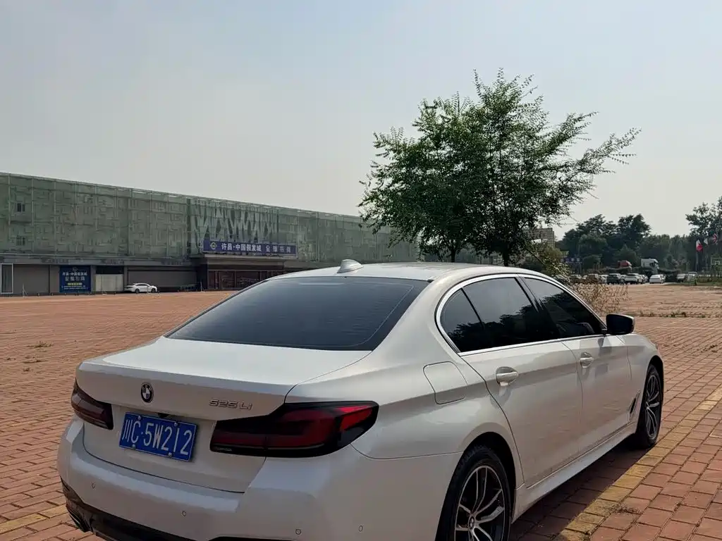 BMW 5 Series 5 2021 525Li M Sport