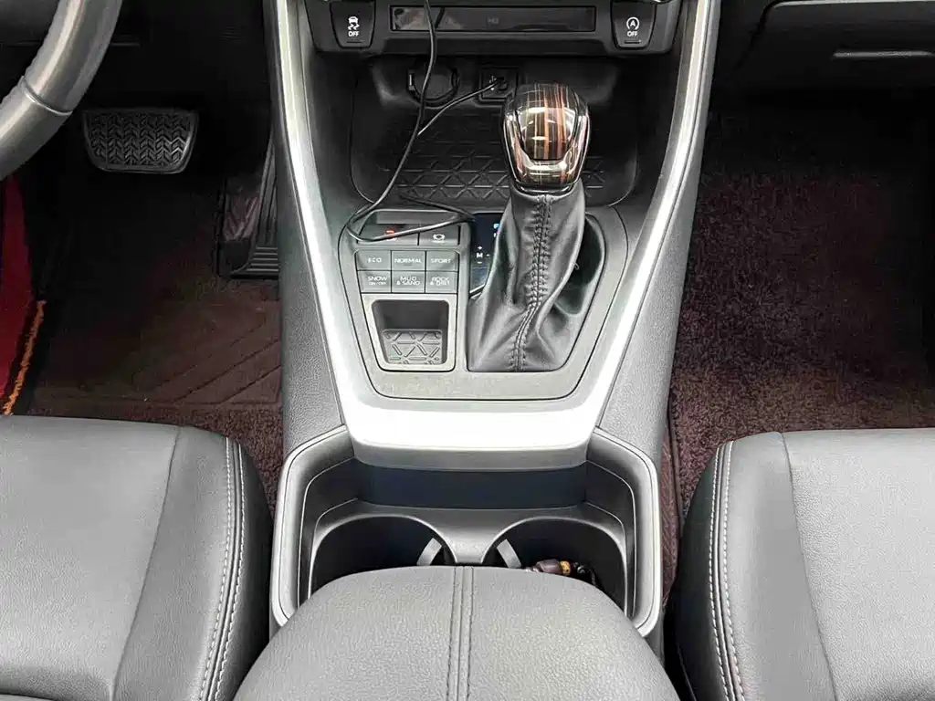 Toyota Wildlander — миниатюра 21