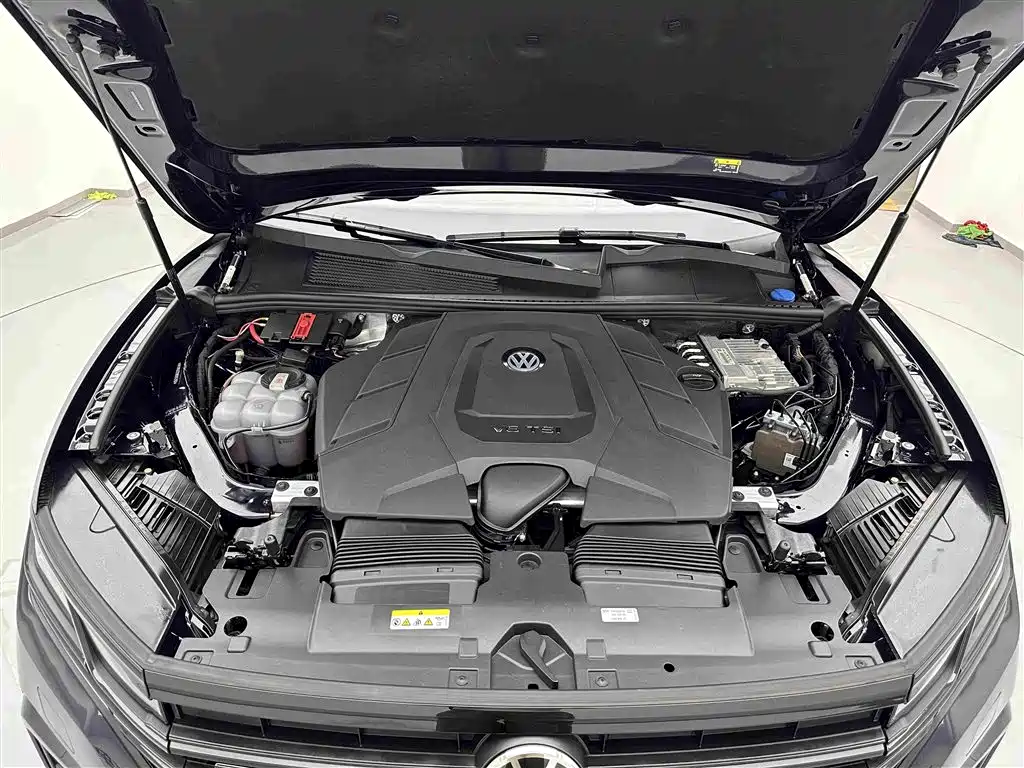 Volkswagen Touareg — миниатюра 26