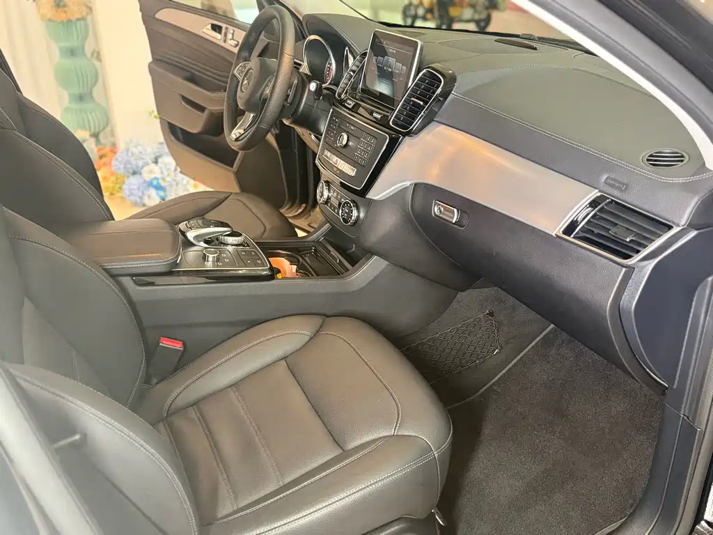 Mercedes-Benz GLE Coupe — миниатюра 27