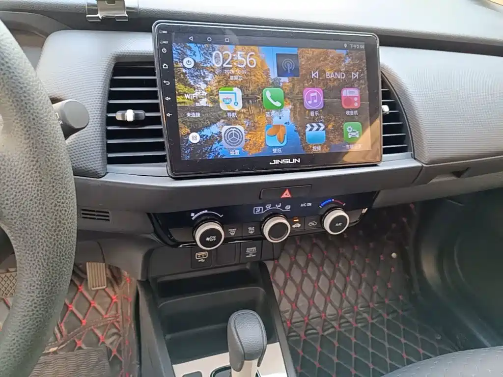 Honda Fit — миниатюра 13