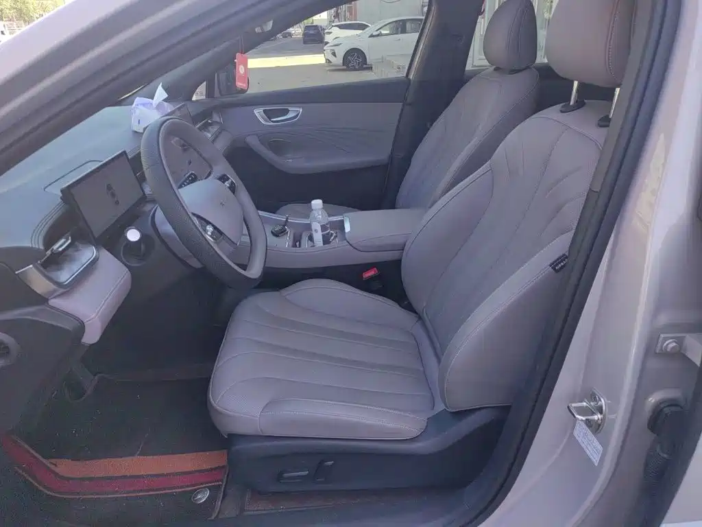 Roewe M7 DMH — миниатюра 8