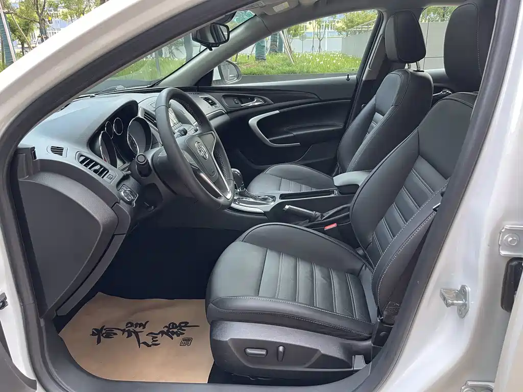 Buick Regal — миниатюра 10