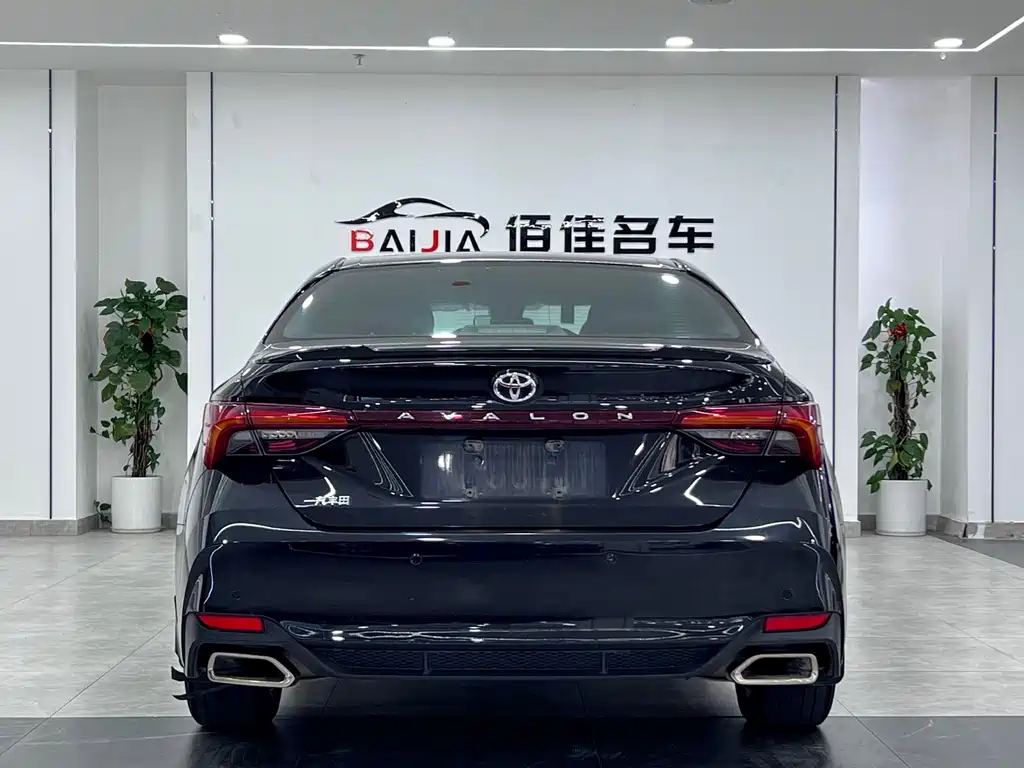 Toyota Avalon 2019 2.5L V