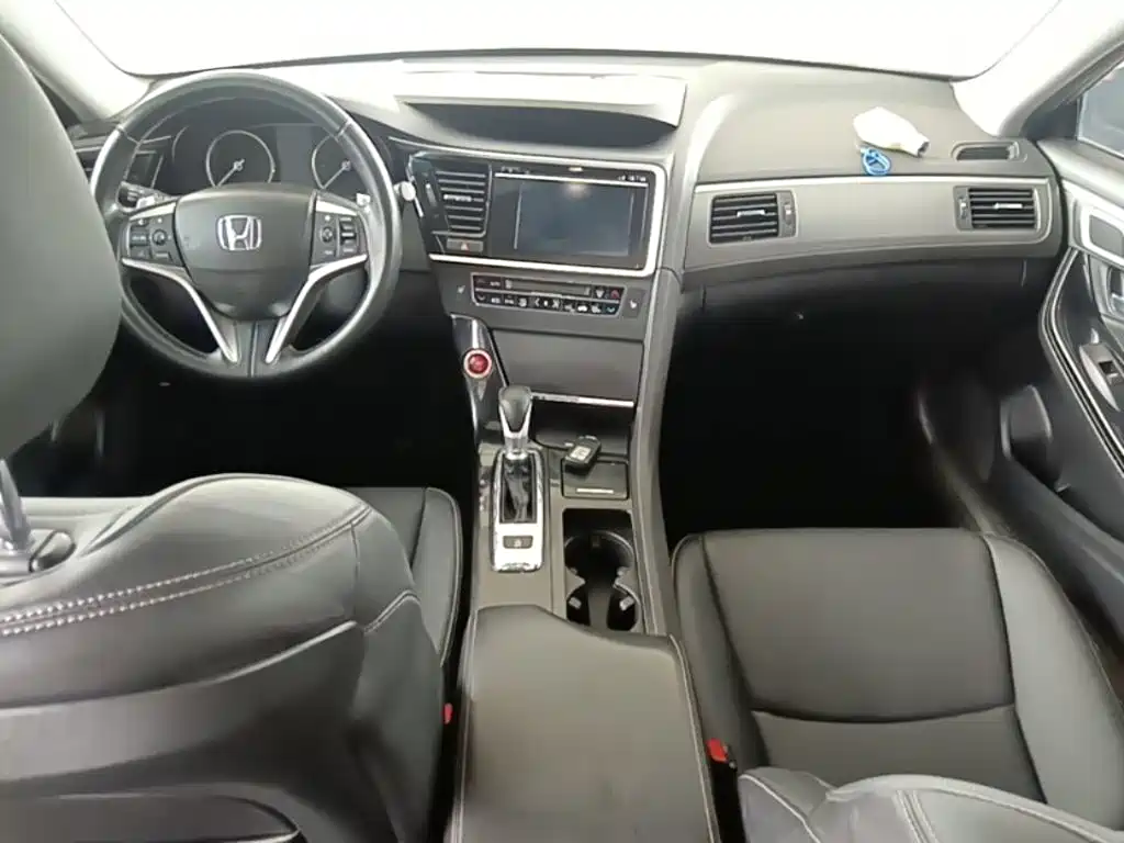 Honda Spirior — миниатюра 10