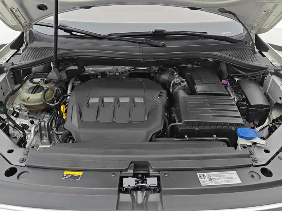 Volkswagen Tiguan L — миниатюра 10
