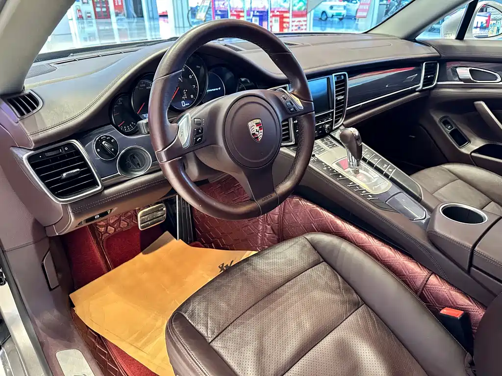 Porsche Panamera — миниатюра 10