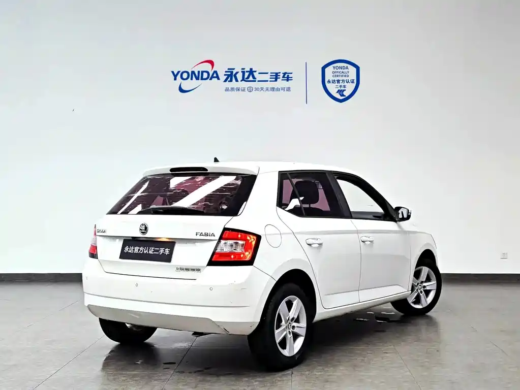 Skoda Fabia — миниатюра 6