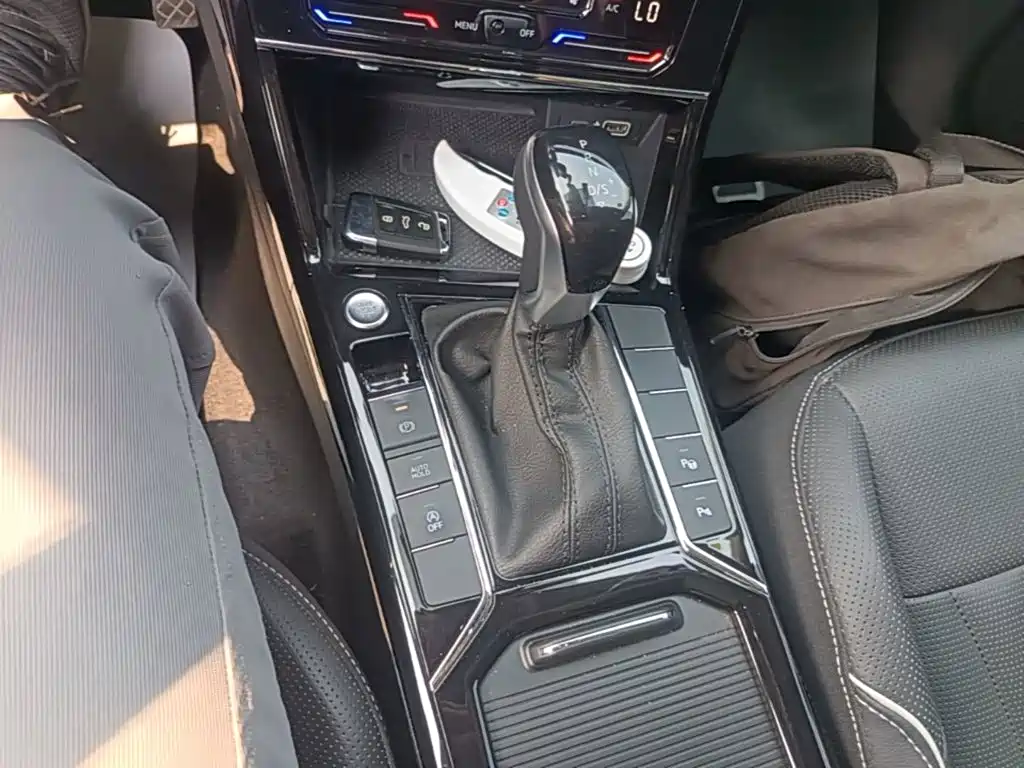 Volkswagen Passat — миниатюра 14
