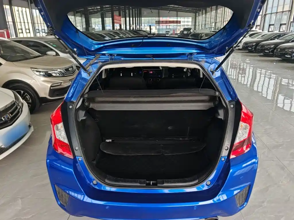 Honda Fit — миниатюра 19